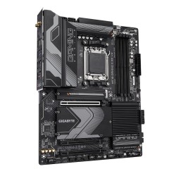 Gigabyte X670 GAMING X AX V2 Motherboard - Supports AMD Ryzen 7000 CPUs, 16+2+2 phases VRM, up to 8000MHz DDR5 (OC), 4xPCIe 4.0 M.2, Wi-Fi 6E, 2.5GbE LAN, USB 3.2 Gen 2