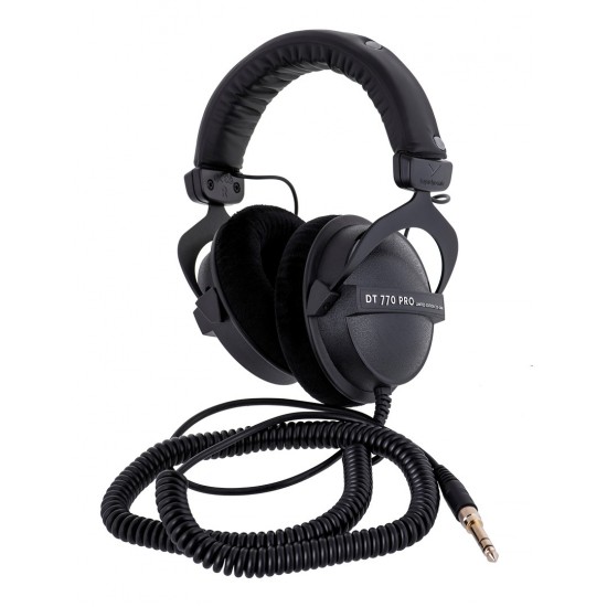 Beyerdynamic DT 770 PRO 250 OHM Black Limited Edition - closed studio headphones