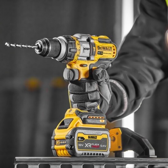 DeWALT DCD999NT-XJ drill 2250 RPM 1.61 kg Black, Silver, Yellow